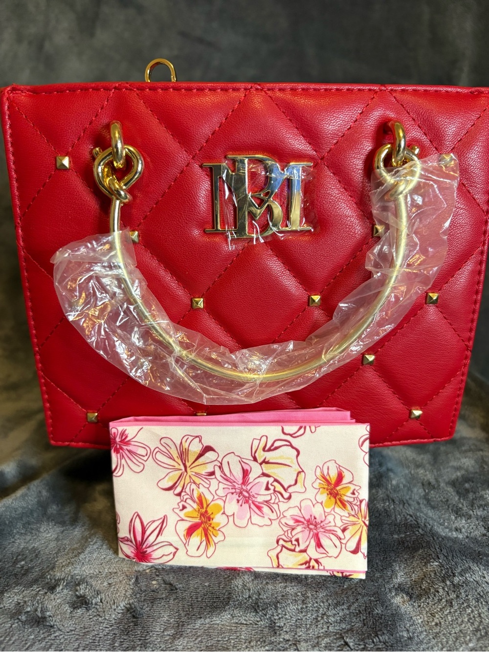 Badgley Mischka red Quilted Tote Bag with Gold Hardware - Picture 8 of 8